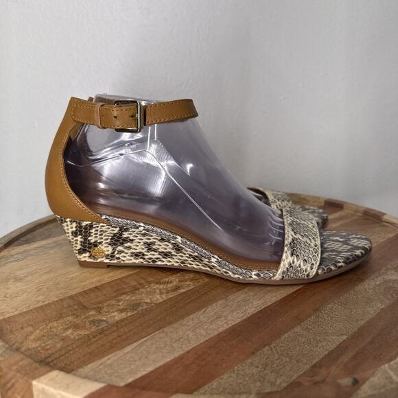 Tory Burch Snakeskin Savannah Wedge Sandal Ankle Strap‎ Sz. 9 Gold Logo Hardware - Picture 2 of 15